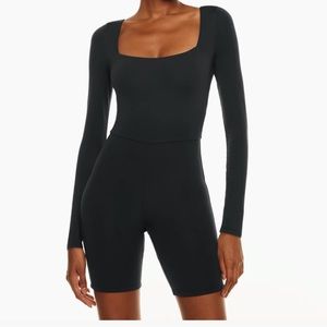 Aritzia color black Contour Squareneck Longsleeve Romper